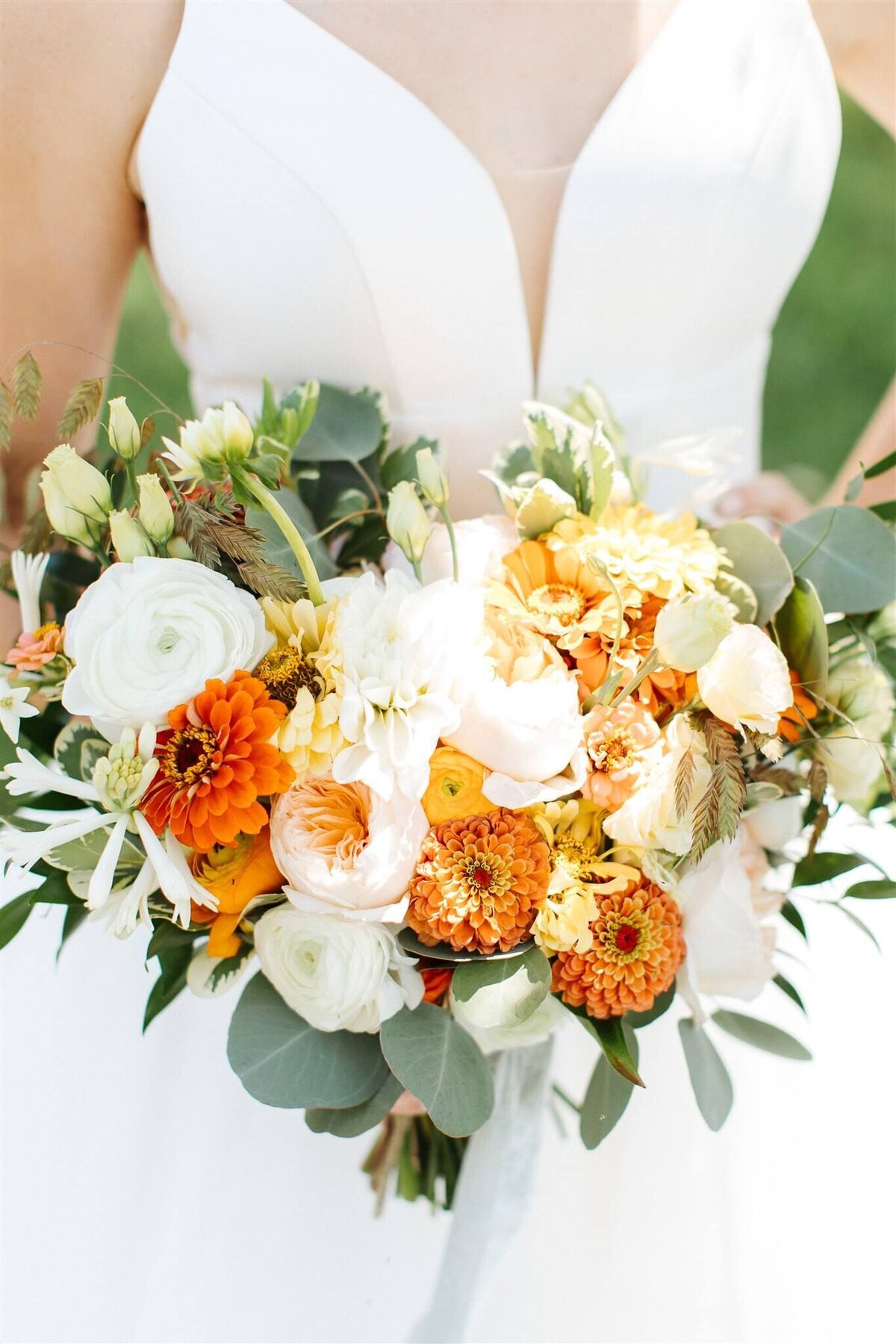 Kalynne Miller Wedding -  bride holding flowers