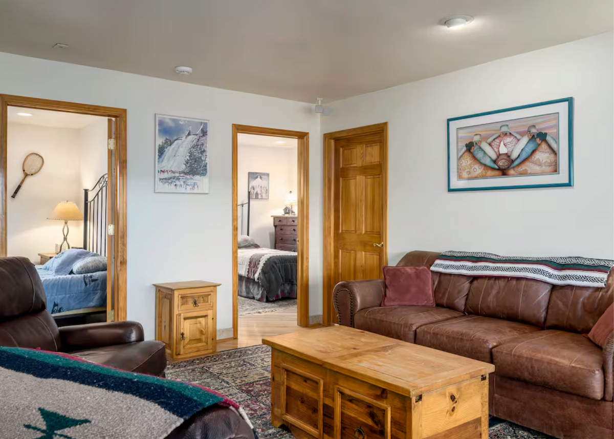 STEAMBOAT 2 BED_2 BATH 4