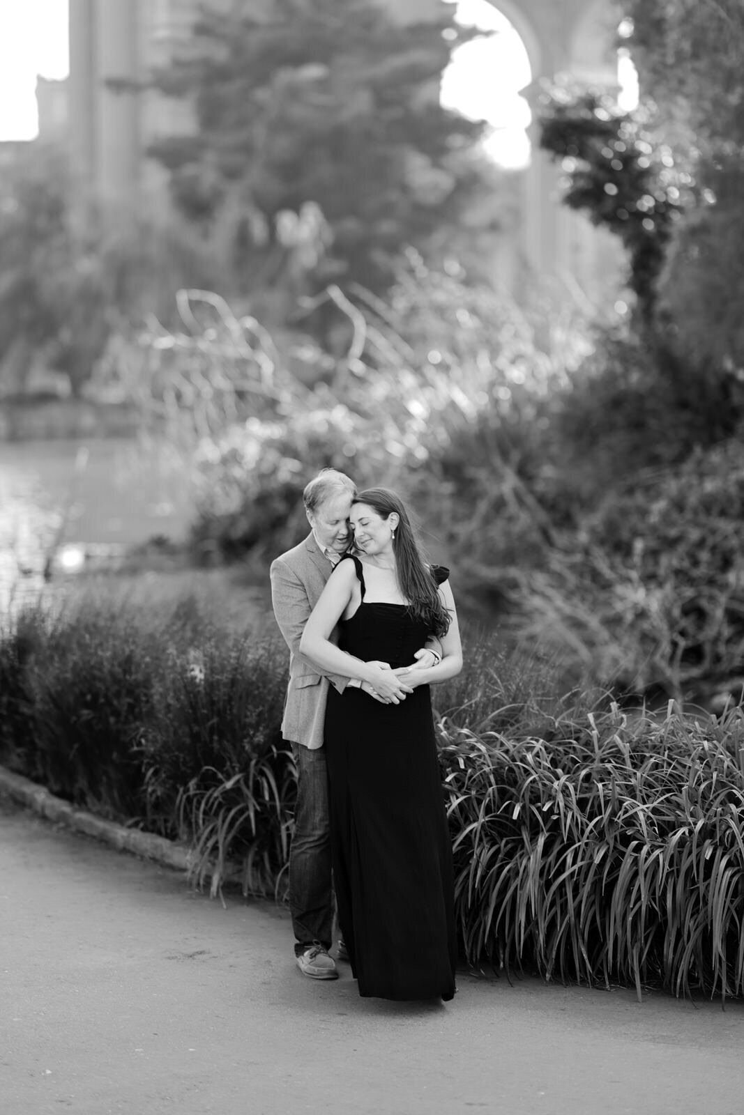 Stylish Engagement Session in San Francisco18