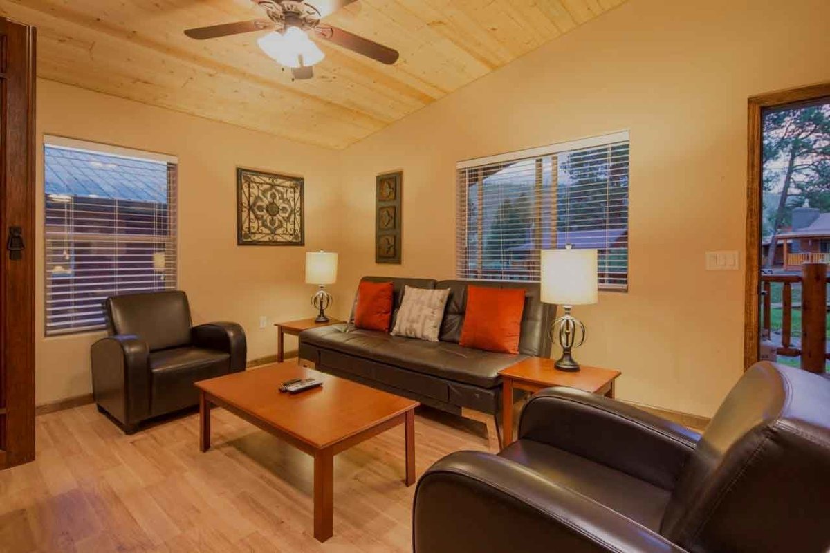 Cabin-94-LivingRoom-giveaway