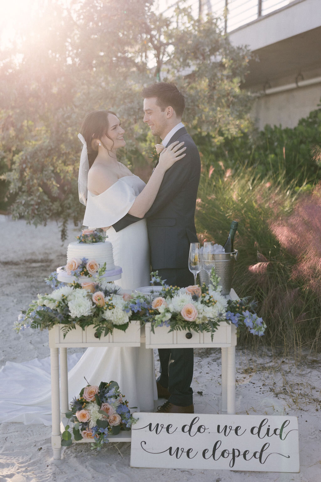 emily-plank-photo-the-current-hotel-elope-in-tampa-chantilly-chic-celebrations-4
