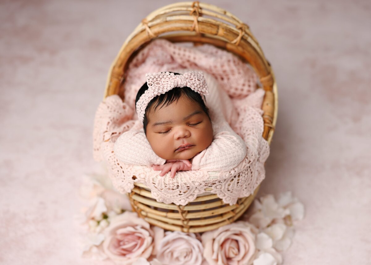 Charlotte-Newborn-photographer120