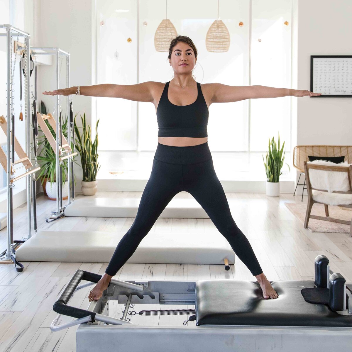 studio-marin-side-splits-pilates-reformer-workout-san-rafael