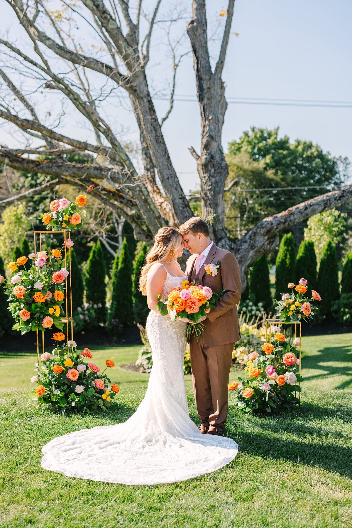 Vibrant_Palm_Springs_Inspired_Red_Barn_at_Outlook_Farm_Summer_Photography_Maine_Wedding_Photographer_0046