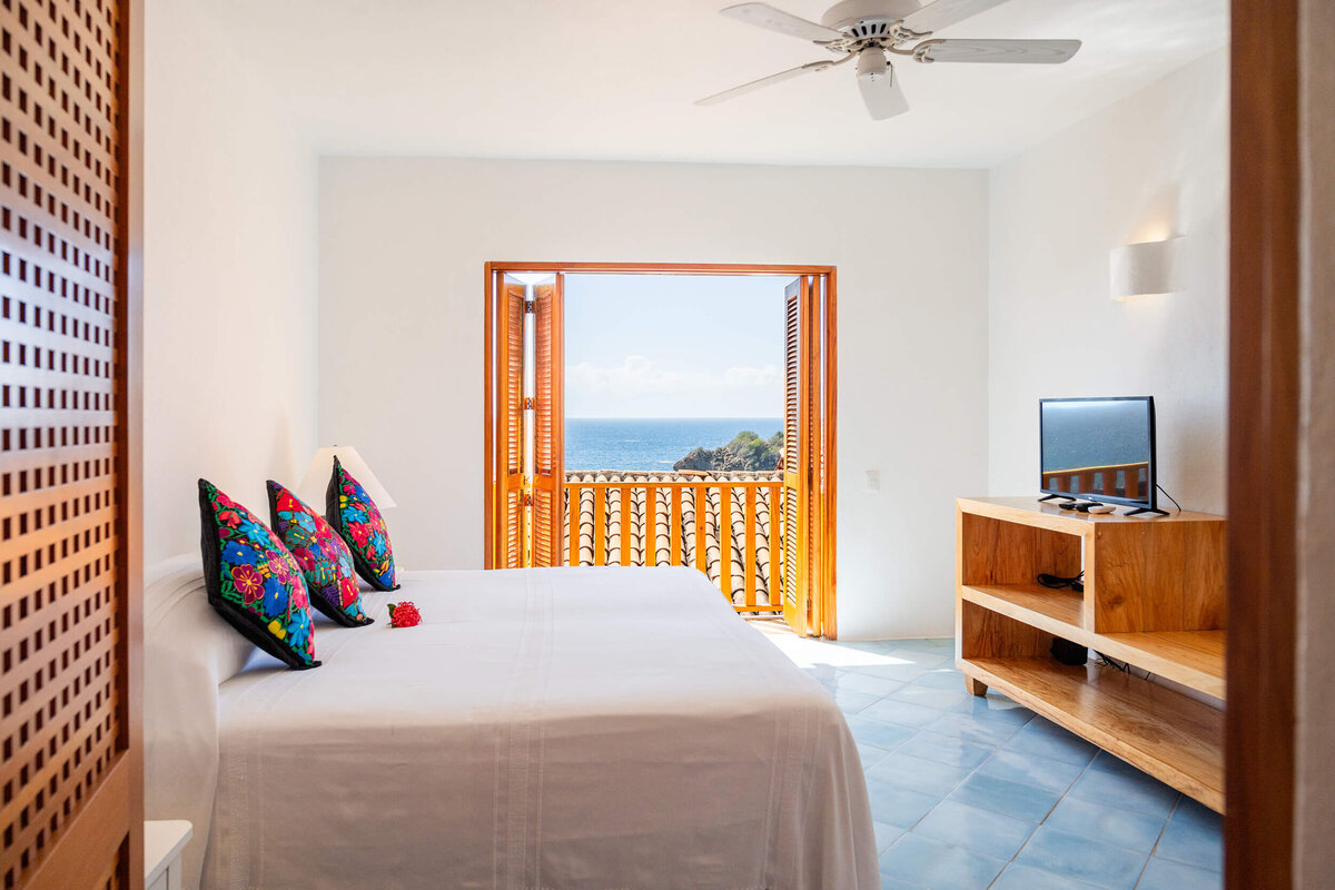 04-2-Careyes-Mexico-Properties-Casita-Cocodrilo-Bedroom-7951