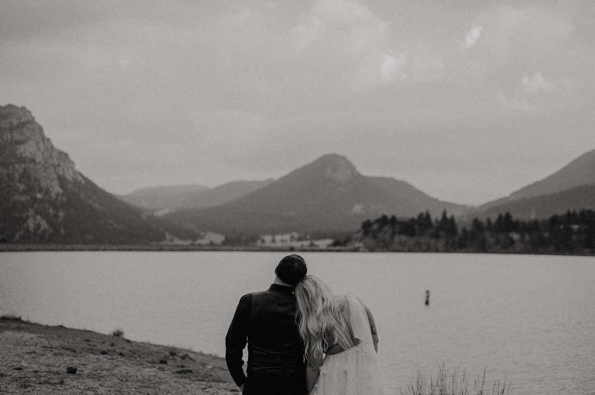 abstillsphotography_weddingelopementphotographer-017