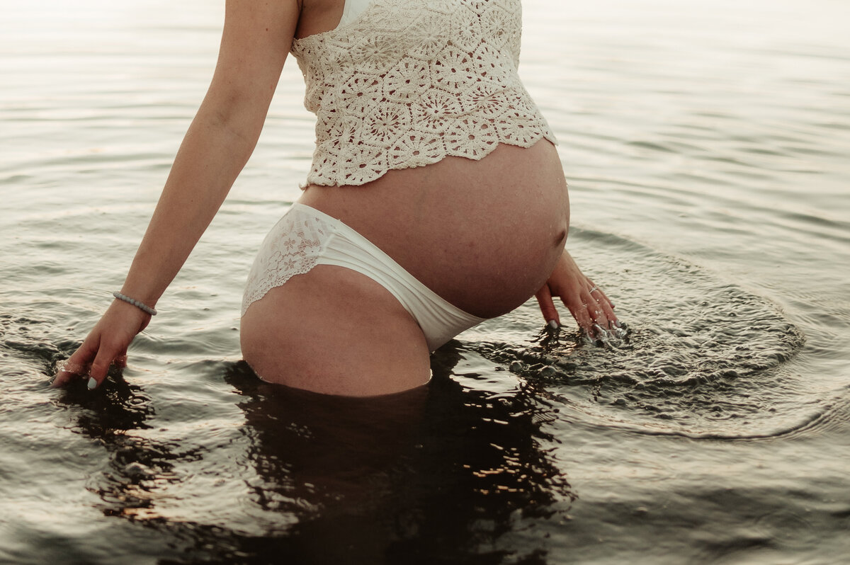 nanaimo-maternity-photography-couples-69