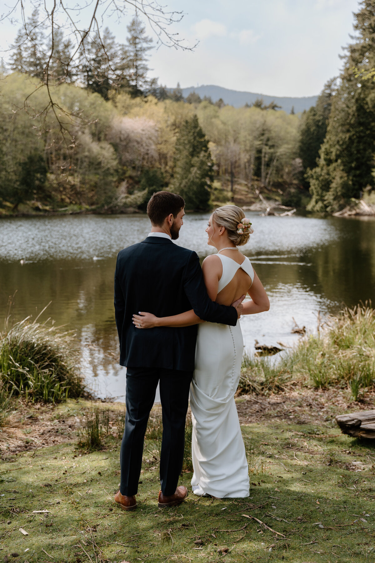 Bowen-Island-Elopement-Photographer-23