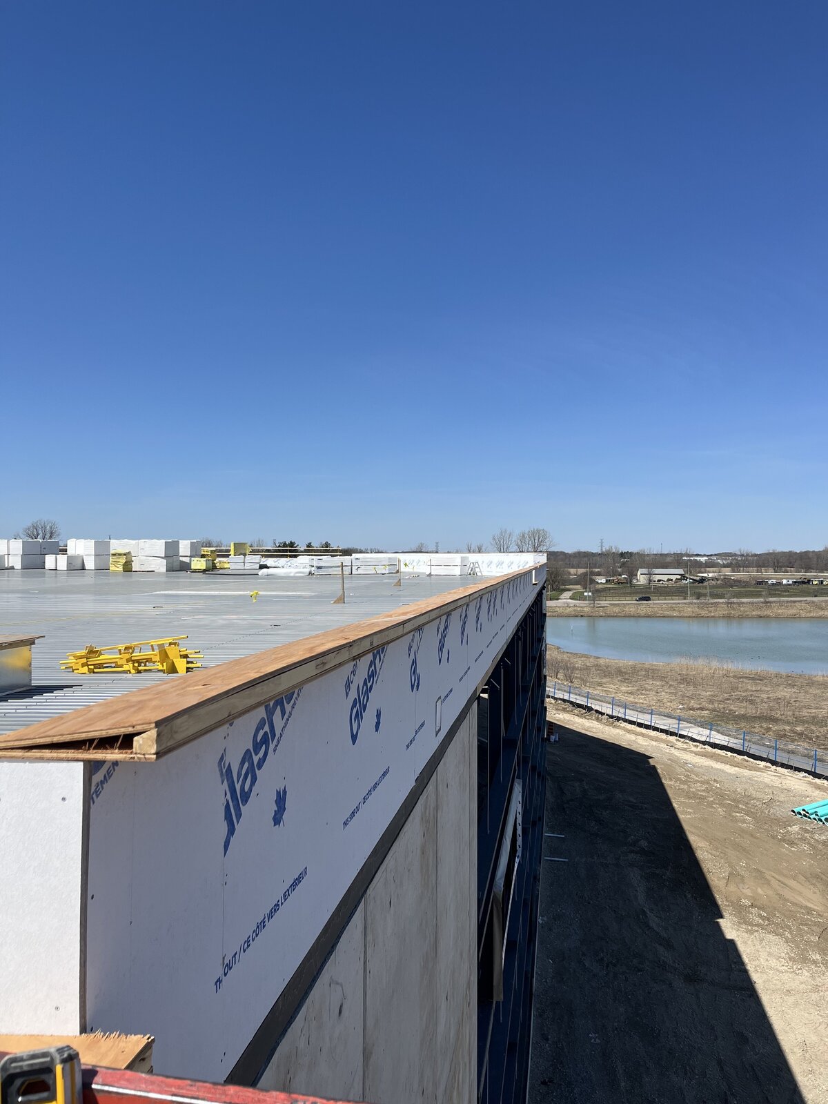 95490635-A4E1-46F2-809F-DC6FDB7D3F98