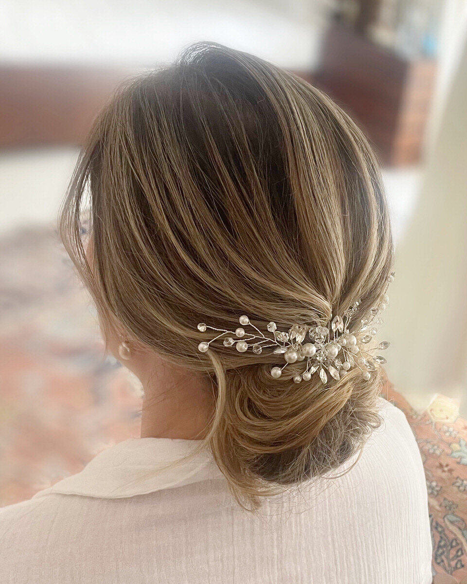elegant-bridal-hair-berkshire (1)
