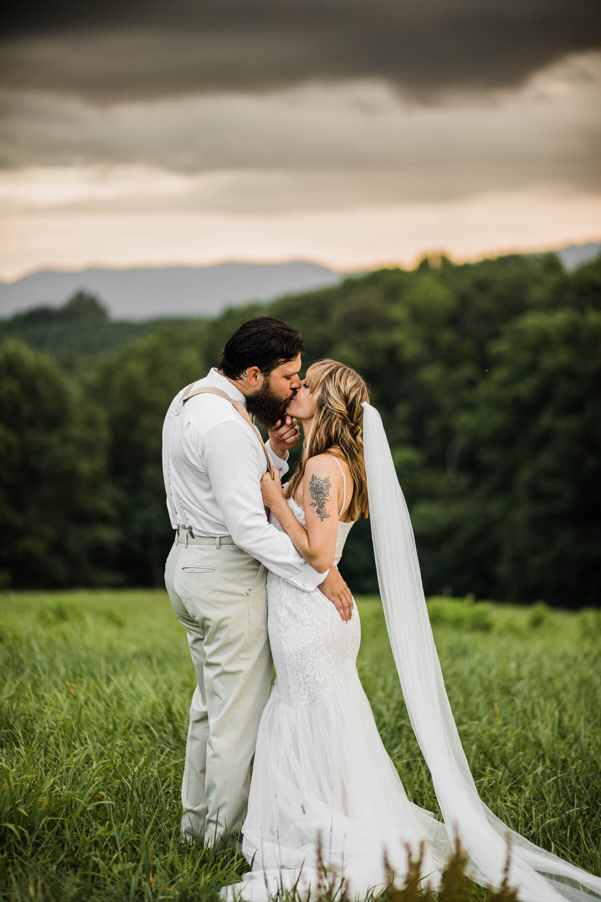 JON_AMANDA_GREENHOUSE_ELOPEMENT_2023-14