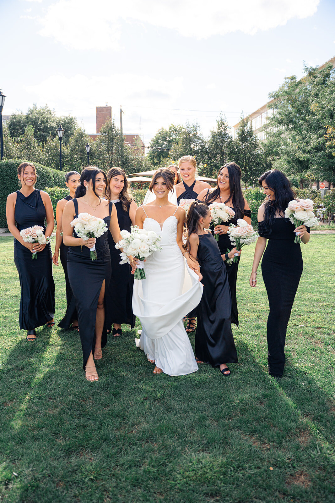 bride-and-bridesmaids-delamar