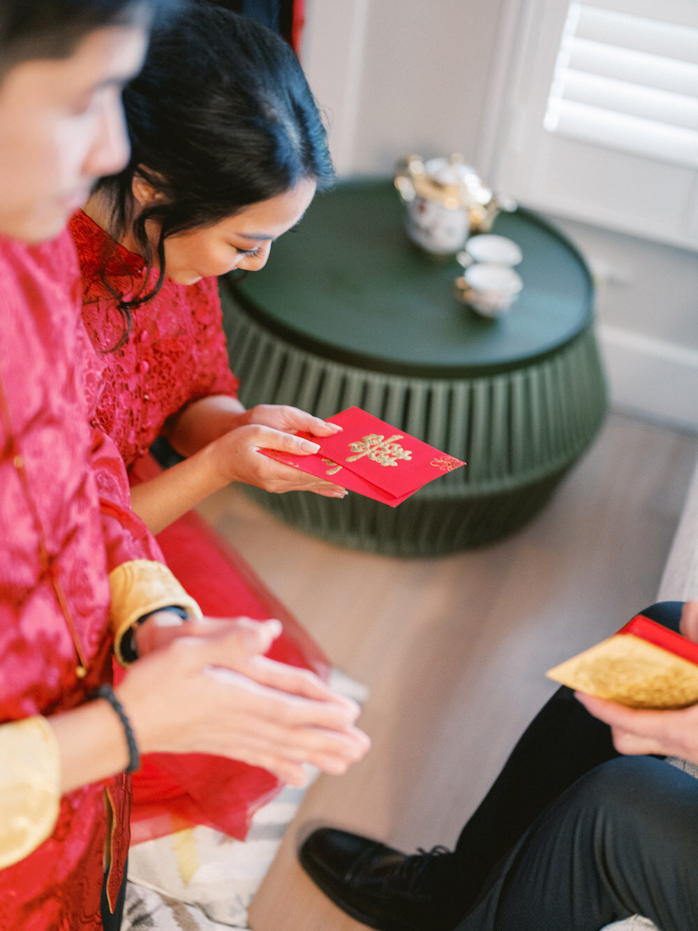 Chinese tea ceremony wedding day photos