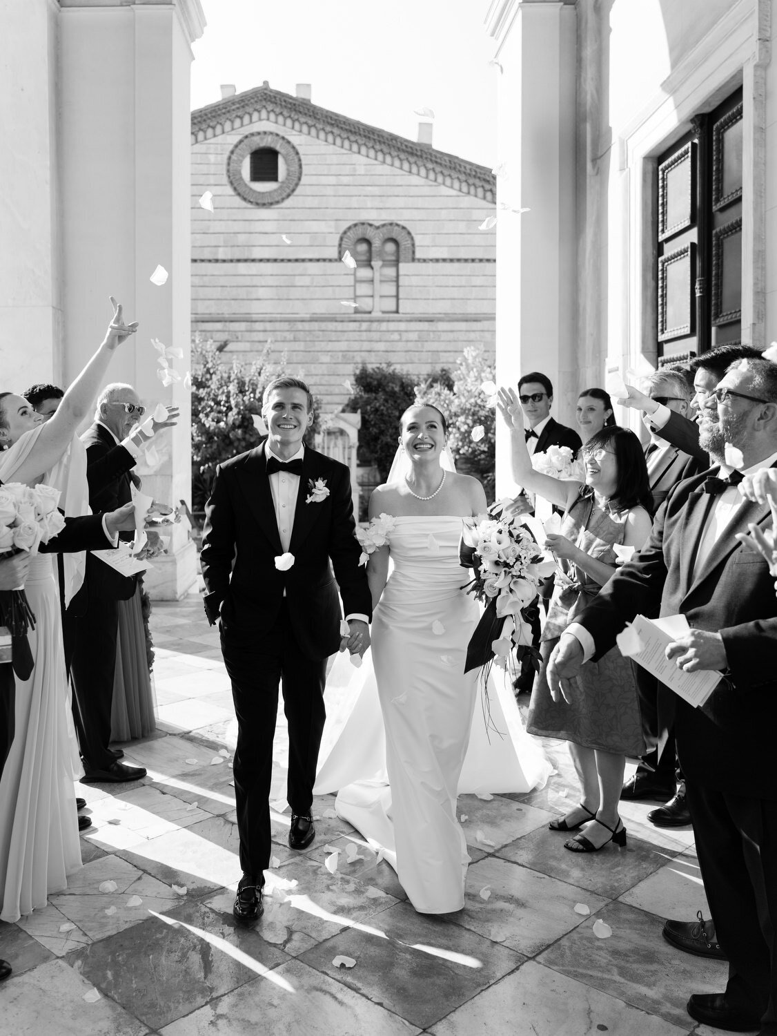Romantic-Wedding-at-Island-Art-and-Taste–The-Residence-043