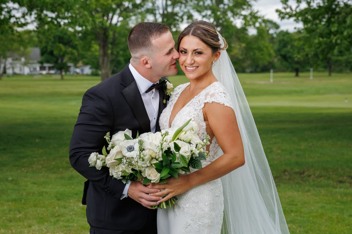 wedding-portraits-springfield-country-club-ma-2