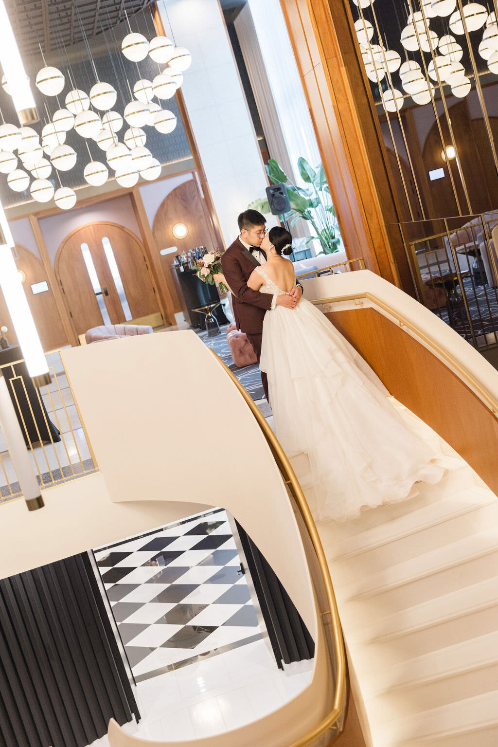 Honeyrose Hotel Montreal Wedding | montreal editorial wedding photographer | luxury moment photography-9778