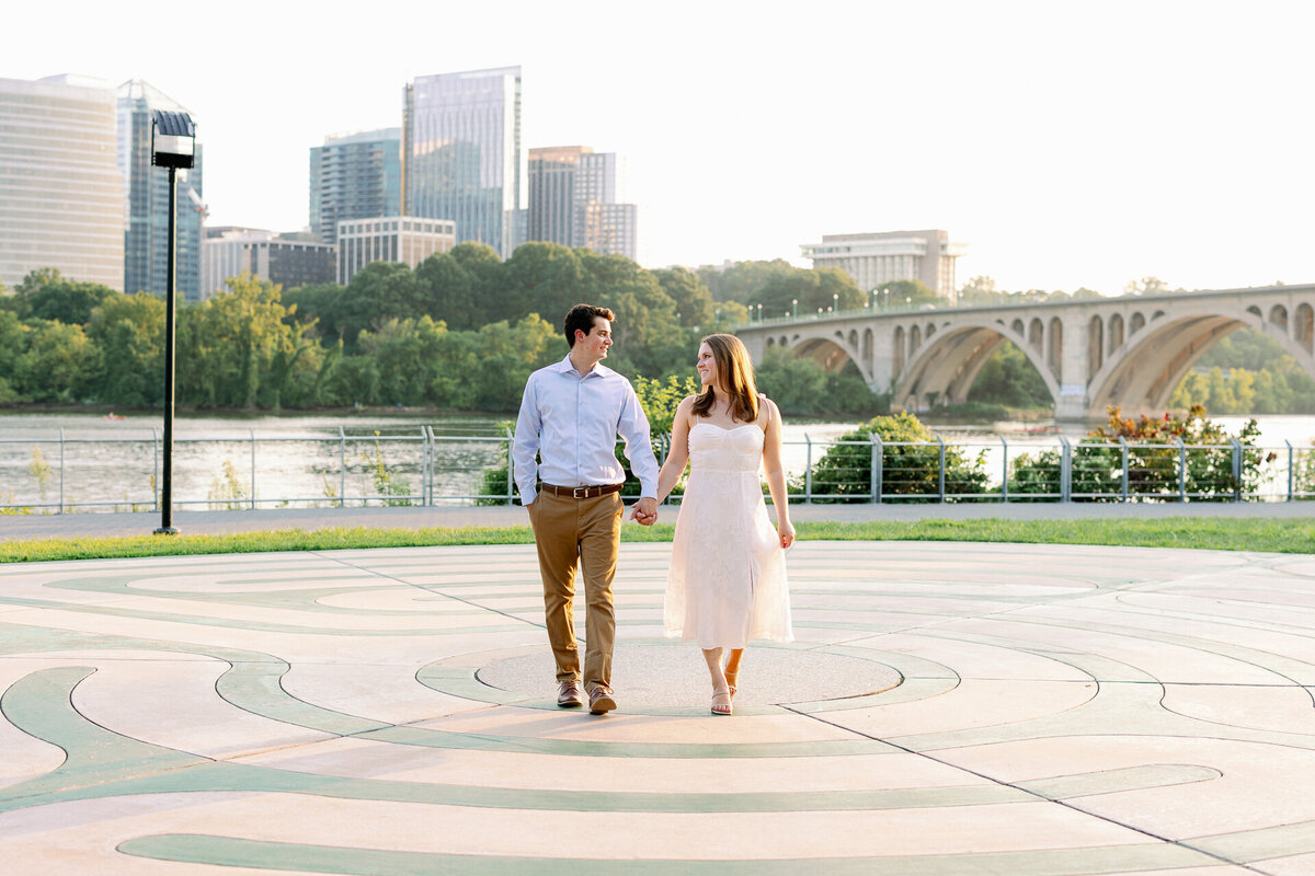 the-georgetown-waterfront-engagement-session-georgetown-waterfront-park-photography-49