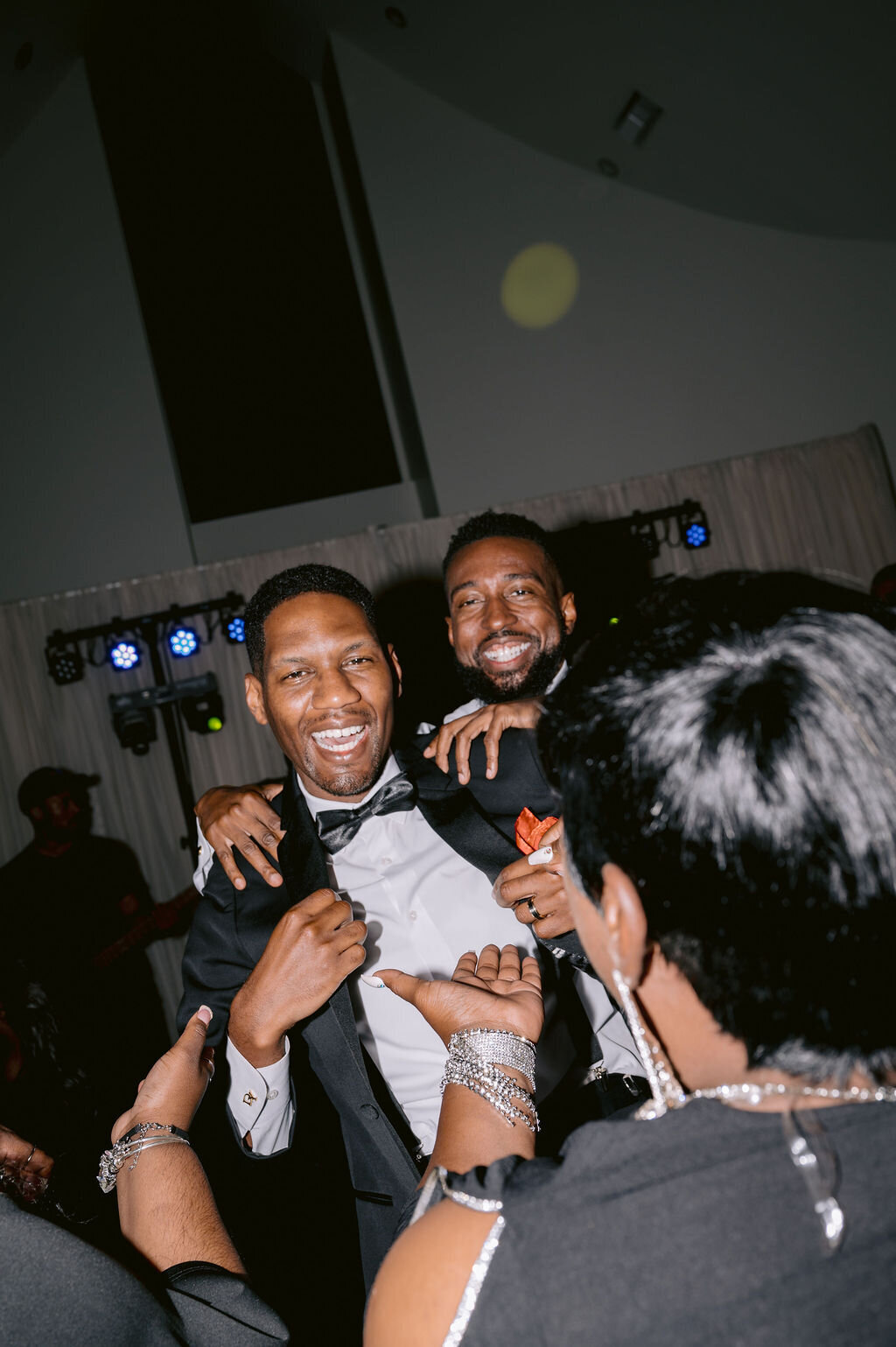 Youngs-Wedding-Sneak-Peeks-0197