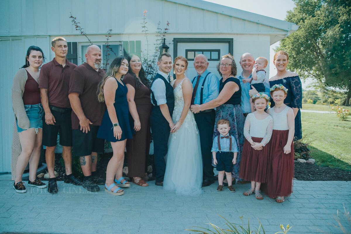 family formals _ alaynna ann schwartz _ harpors vinyard _ iowa photographer _ playlife photography_0178