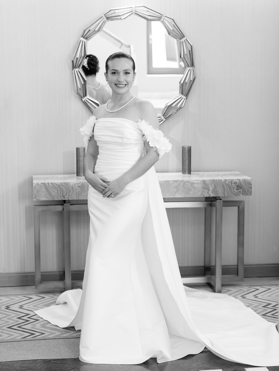 Romantic-Wedding-at-Island-Art-and-Taste–The-Residence-007