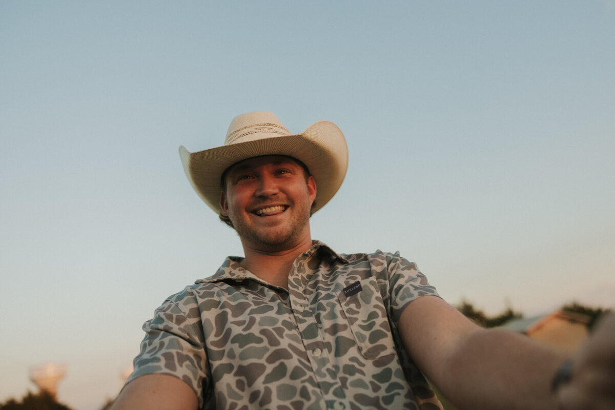 Abby Heron Photography Texas Based and Travel Wedding and Couples Photographer — Couples Gallery for Logan + Lauryn 22