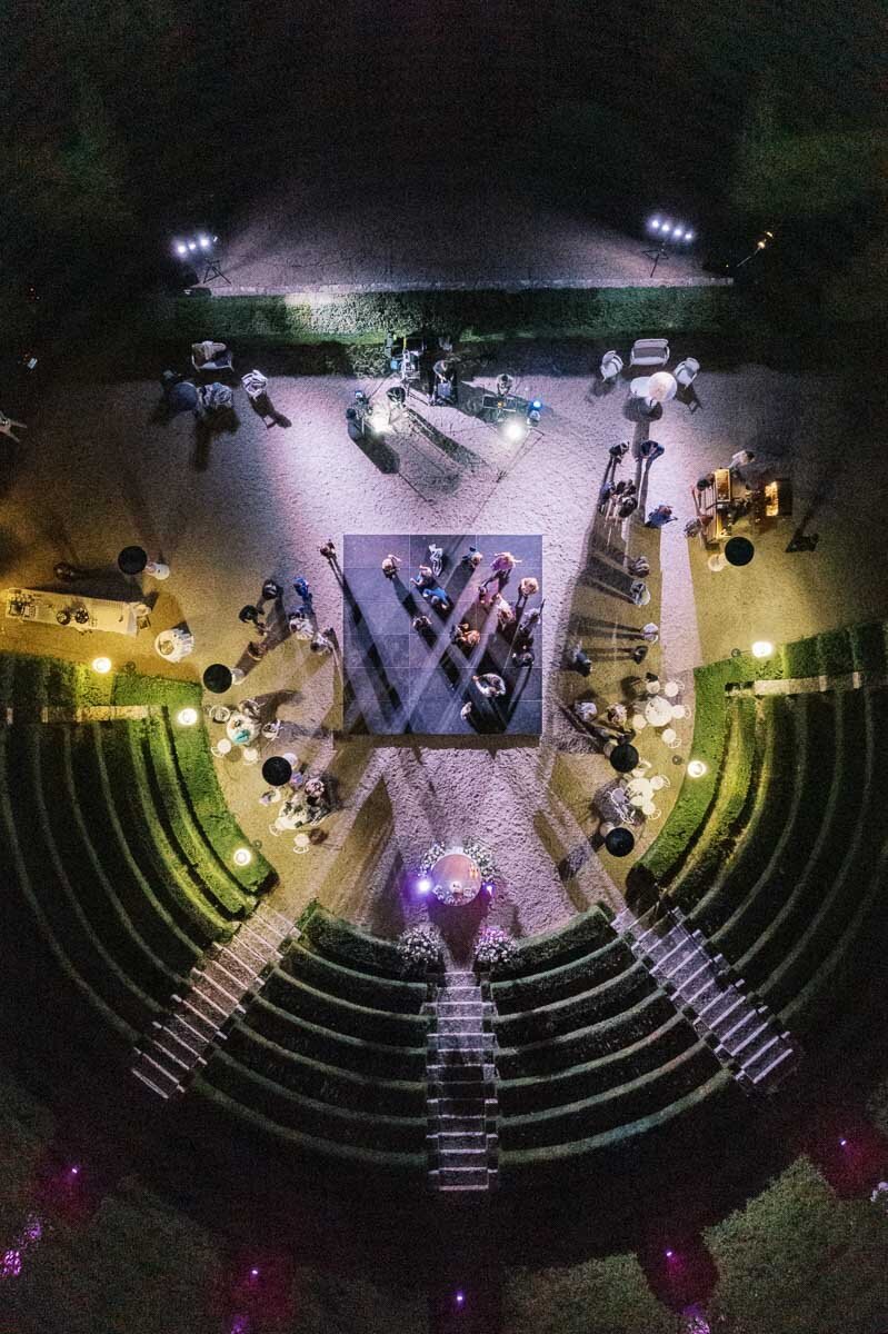 Wedding 1200px-1148