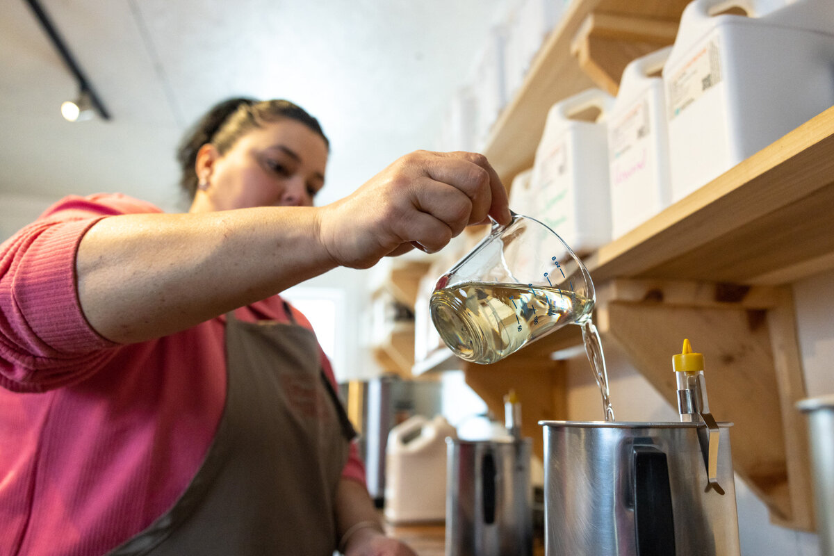 ct-brand-photography-candle-maker-3