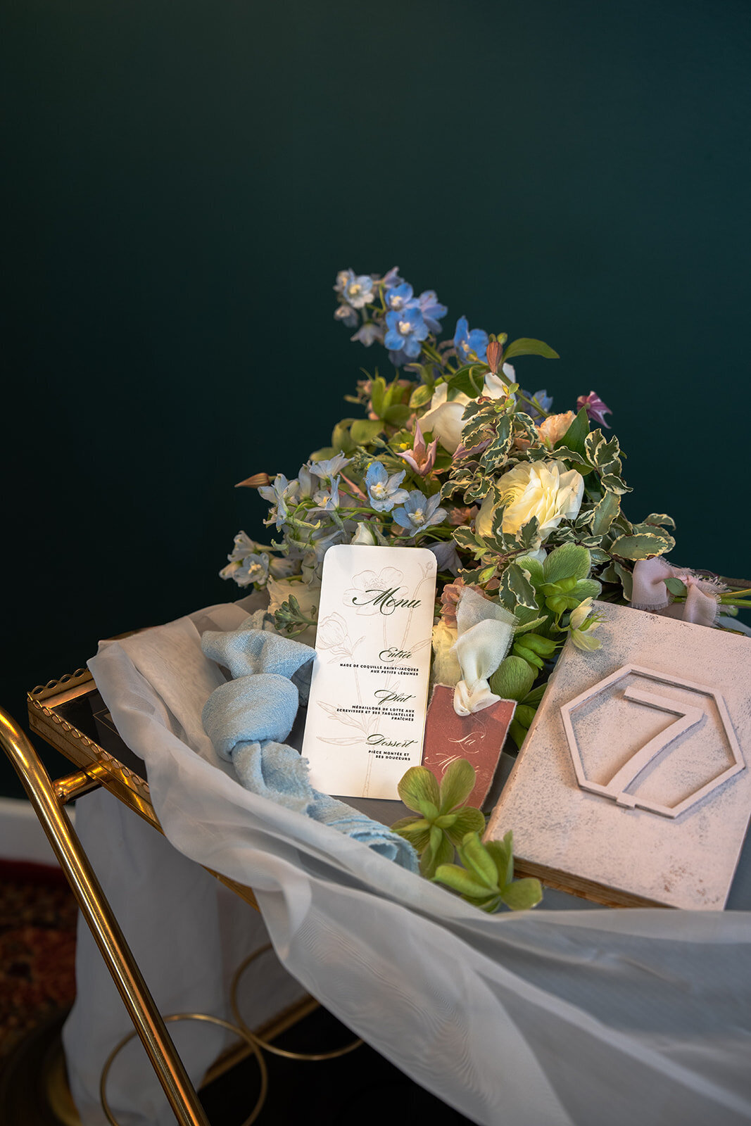 shooting-inspiration-aix-en-provence-fleurs-bleu-rose17