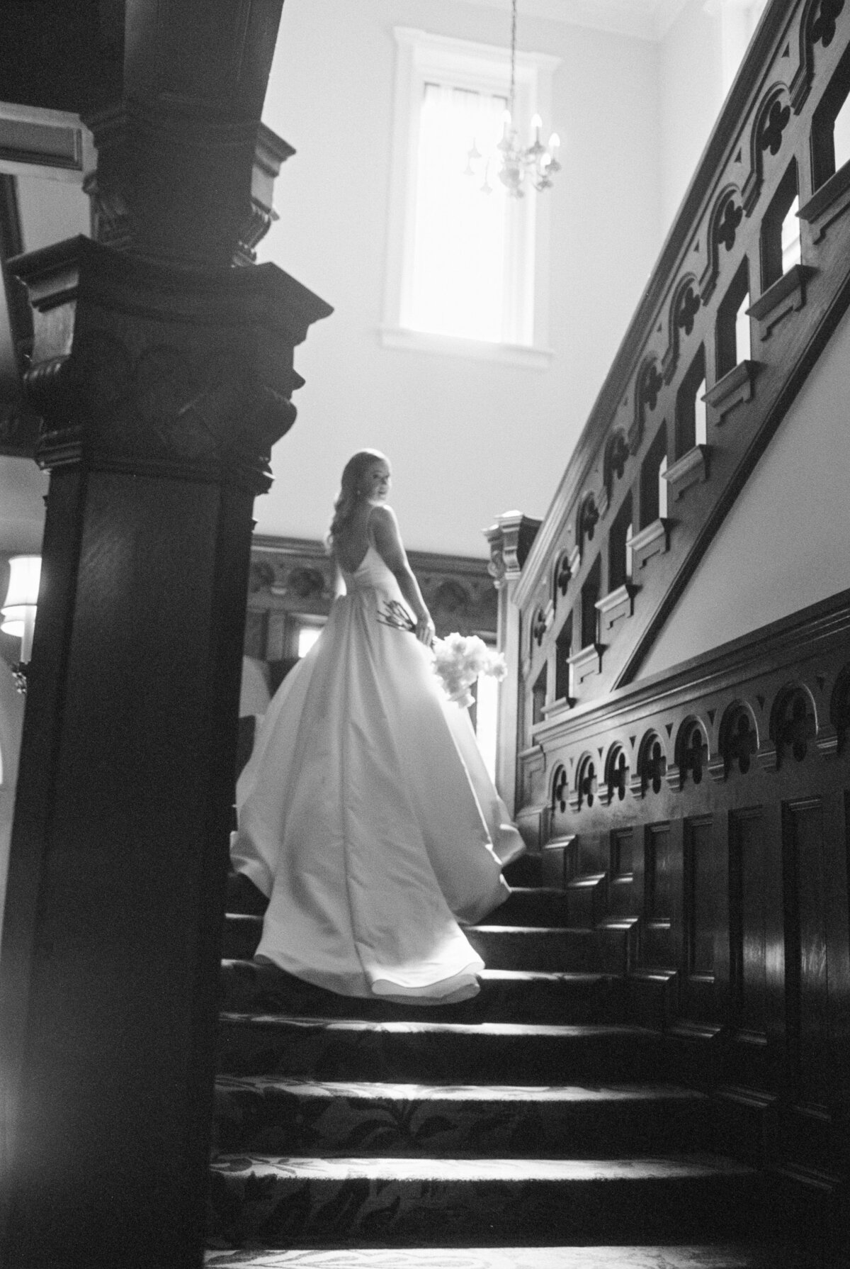 MeghanHemstra-Romantic-Hatley-Castle-Wedding-17