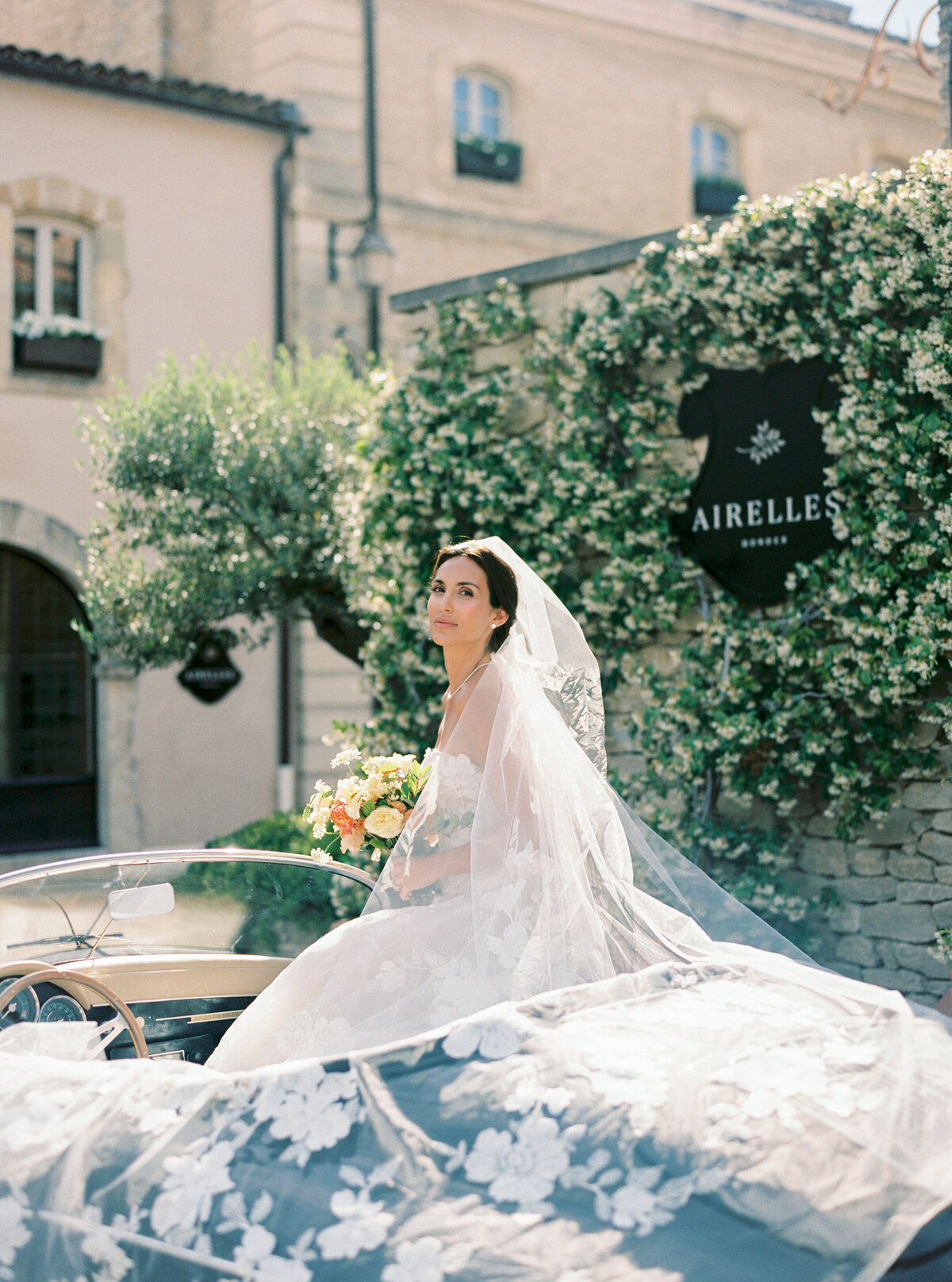 Wedding-Airelles-Bastide-Gordes-Provence-16