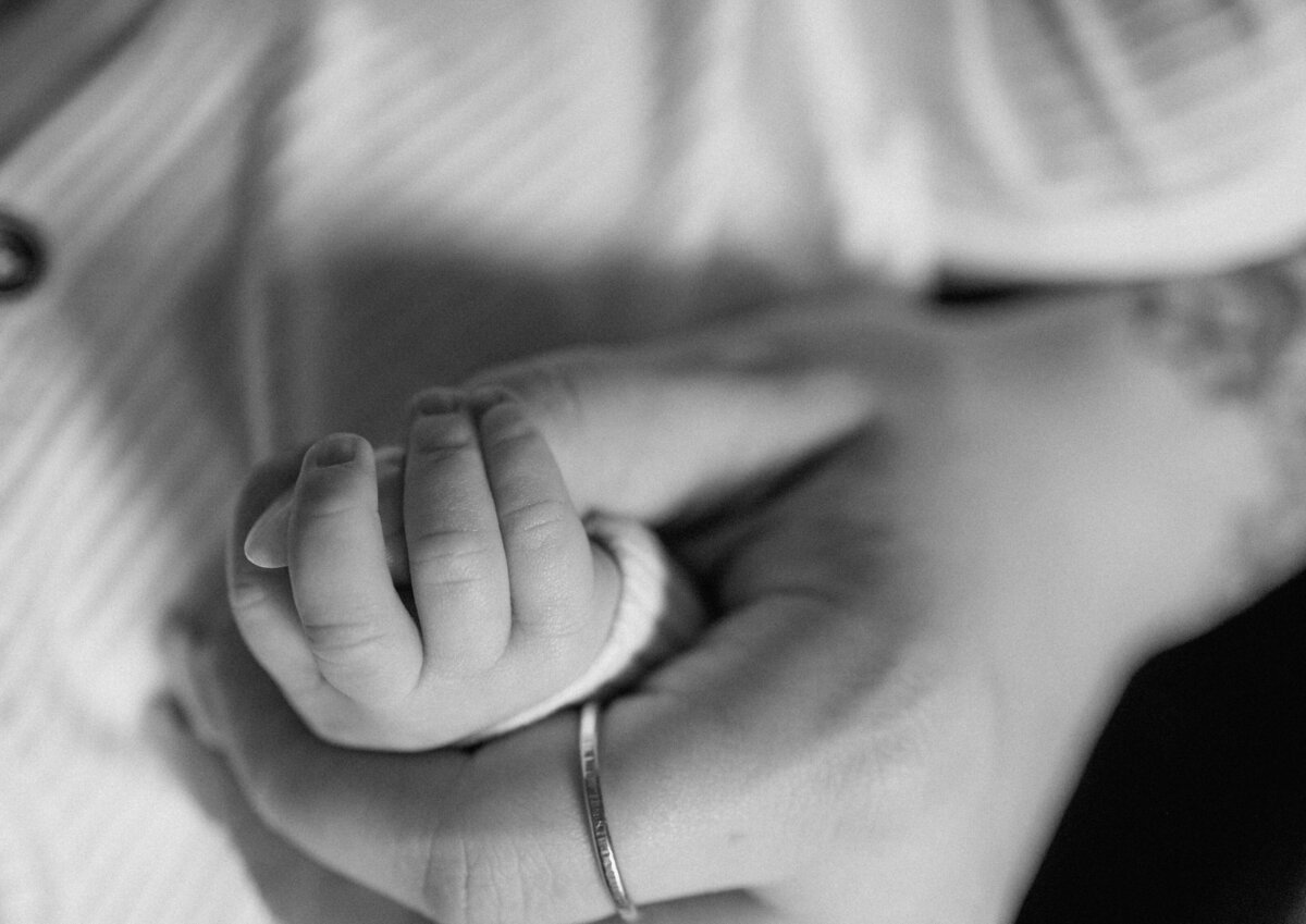 Austin-Lifestyle-Photographer-BertramNewbornStory-101