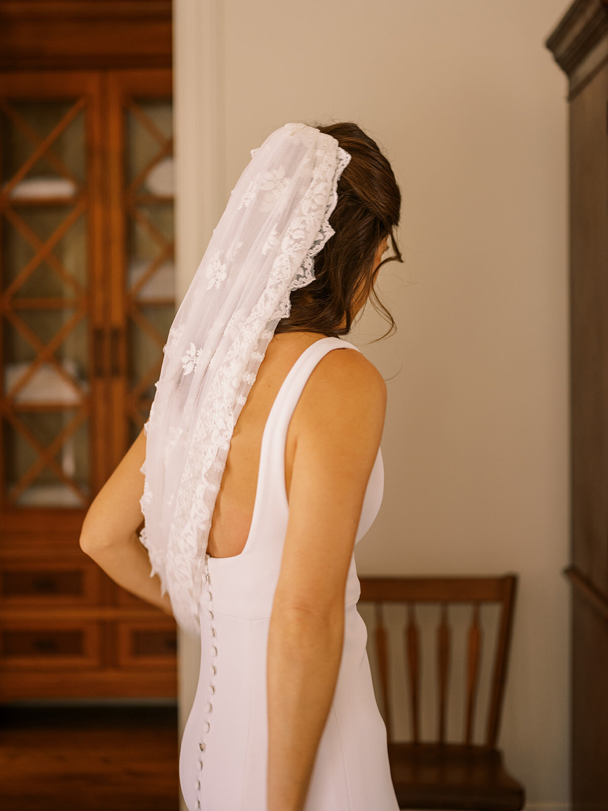 lace-bridal-veil