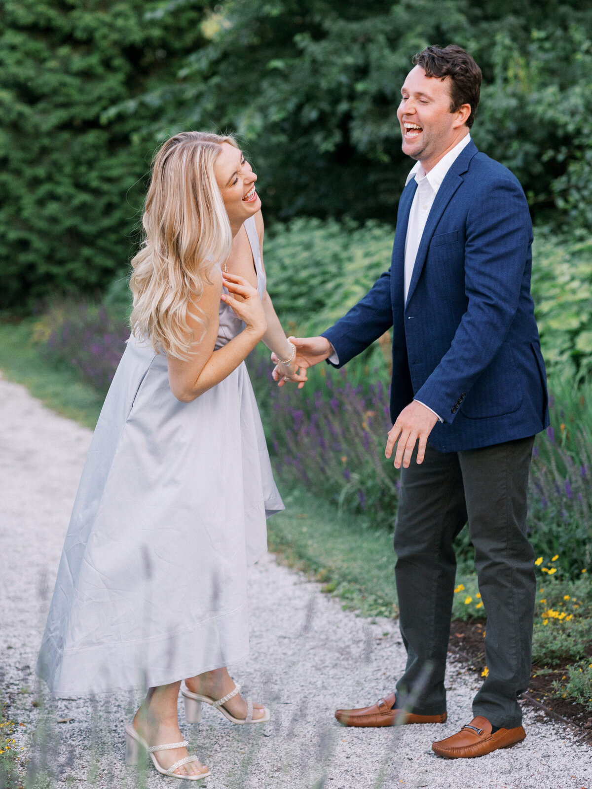 053124_Lauren-and-Shane-Schenley-Park-Engagement-annetroxelpittsburghweddingphotography-2694