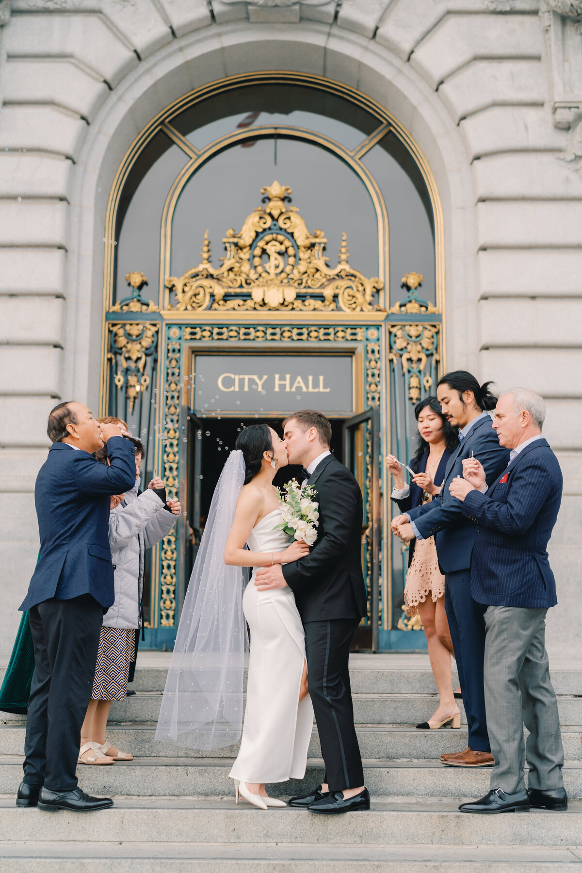 Vy & Sam SF City Hall-113