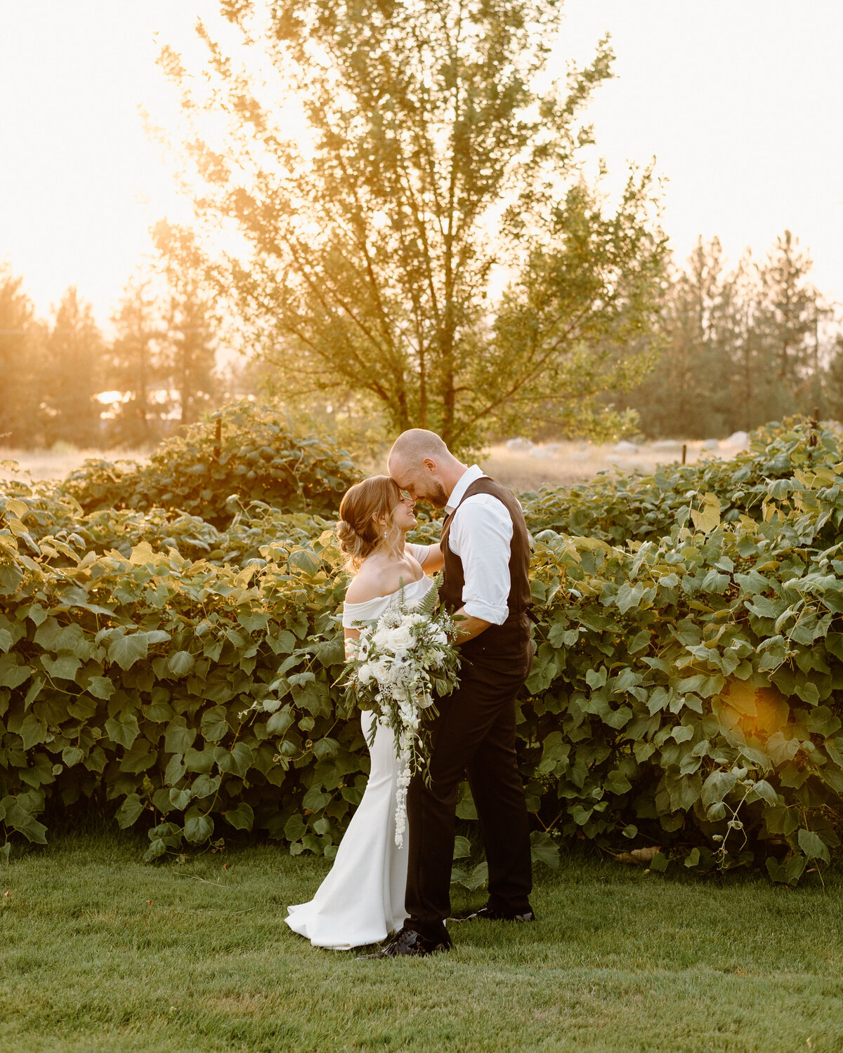 beacon_hill_spokane_washington_summer_wedding_08