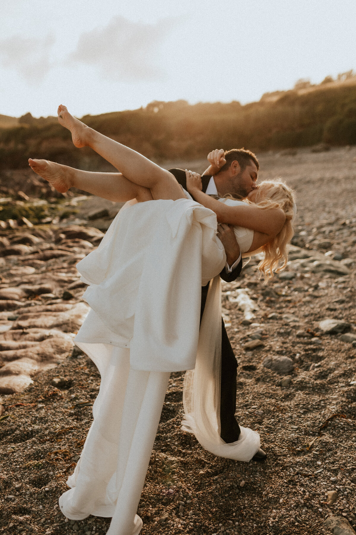 Cee&Ben_TallandBay_Cornwallwedding_lauradeanphotography-677