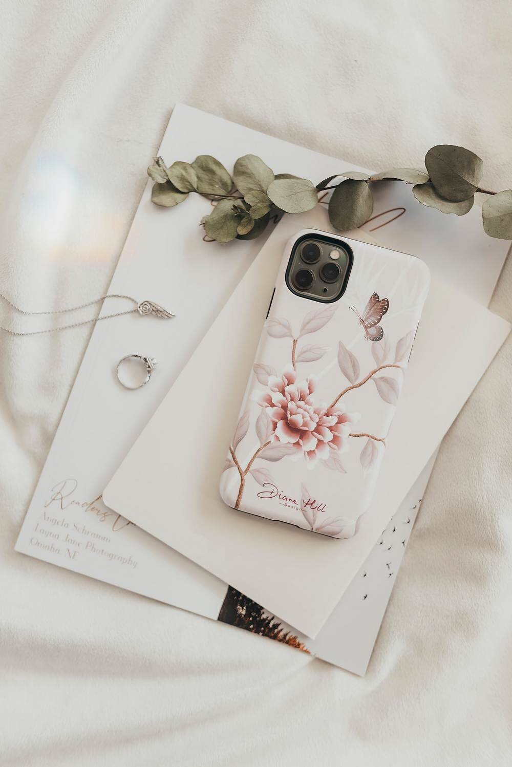 white iphone cover
