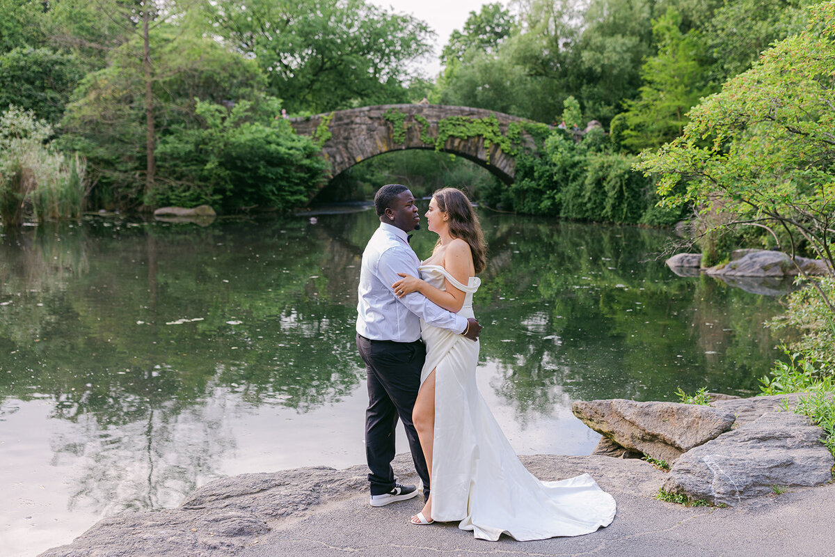 Central-Park-Elopement-New-York-Cinematic-Intimate-Wedding-Larisa-Shorina-Photography-Le-Prive-Collective-37