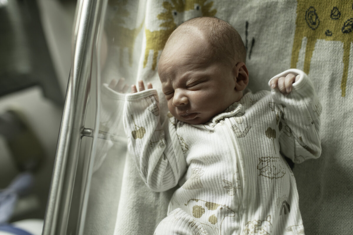 dfw-newborn-birth-photographer-chunky-monkey-2