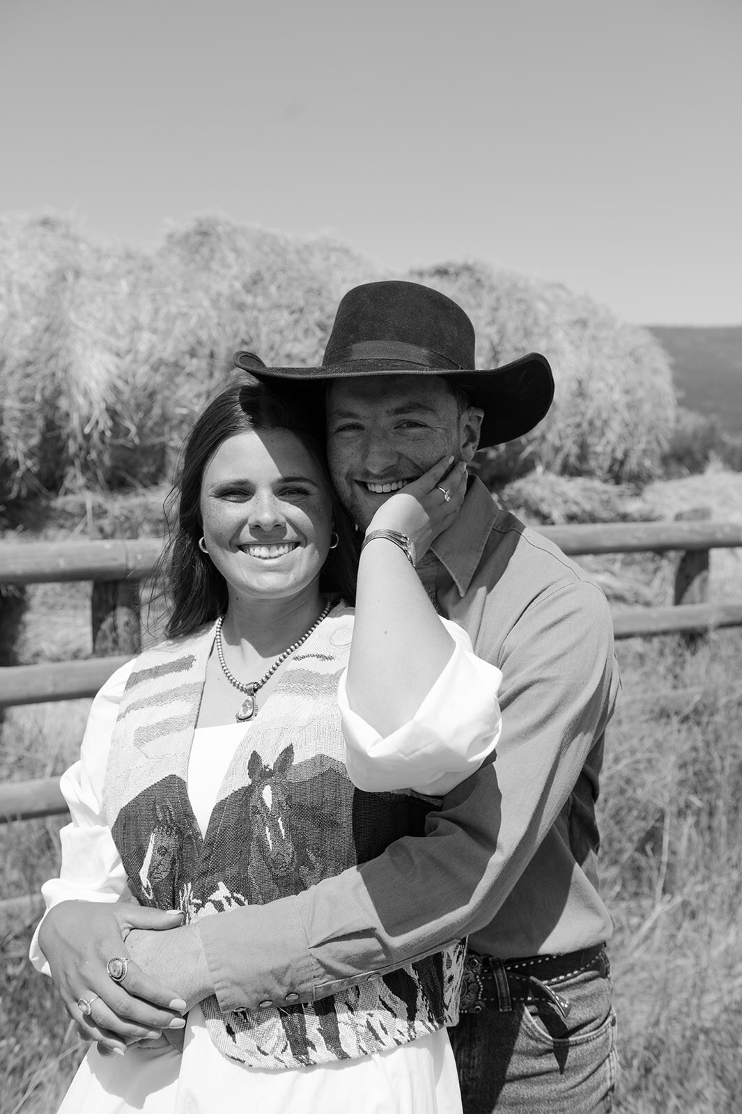 presley-gray-photo-haybale-forest-montana-elopement-7761