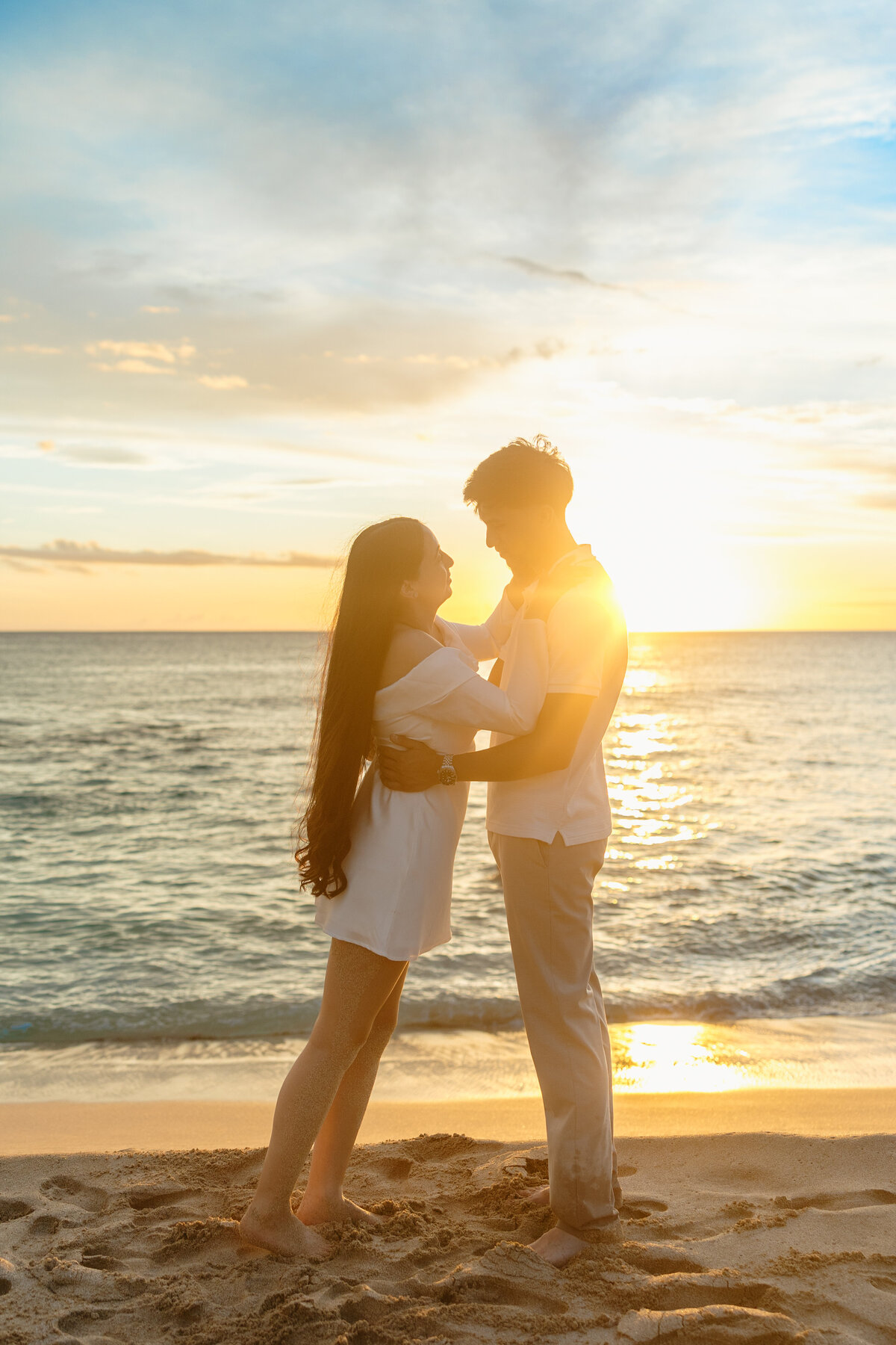 Oahu Honolulu Engagement Photos