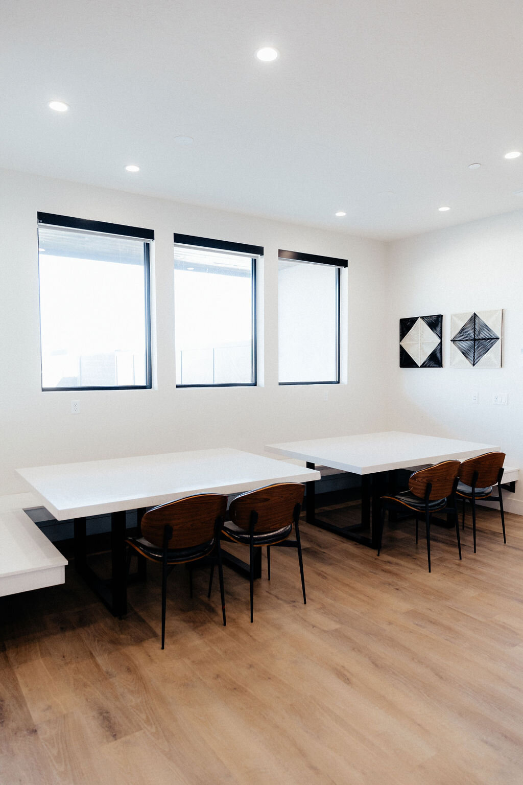 Beezah_FrankiesPlace_ALL-387