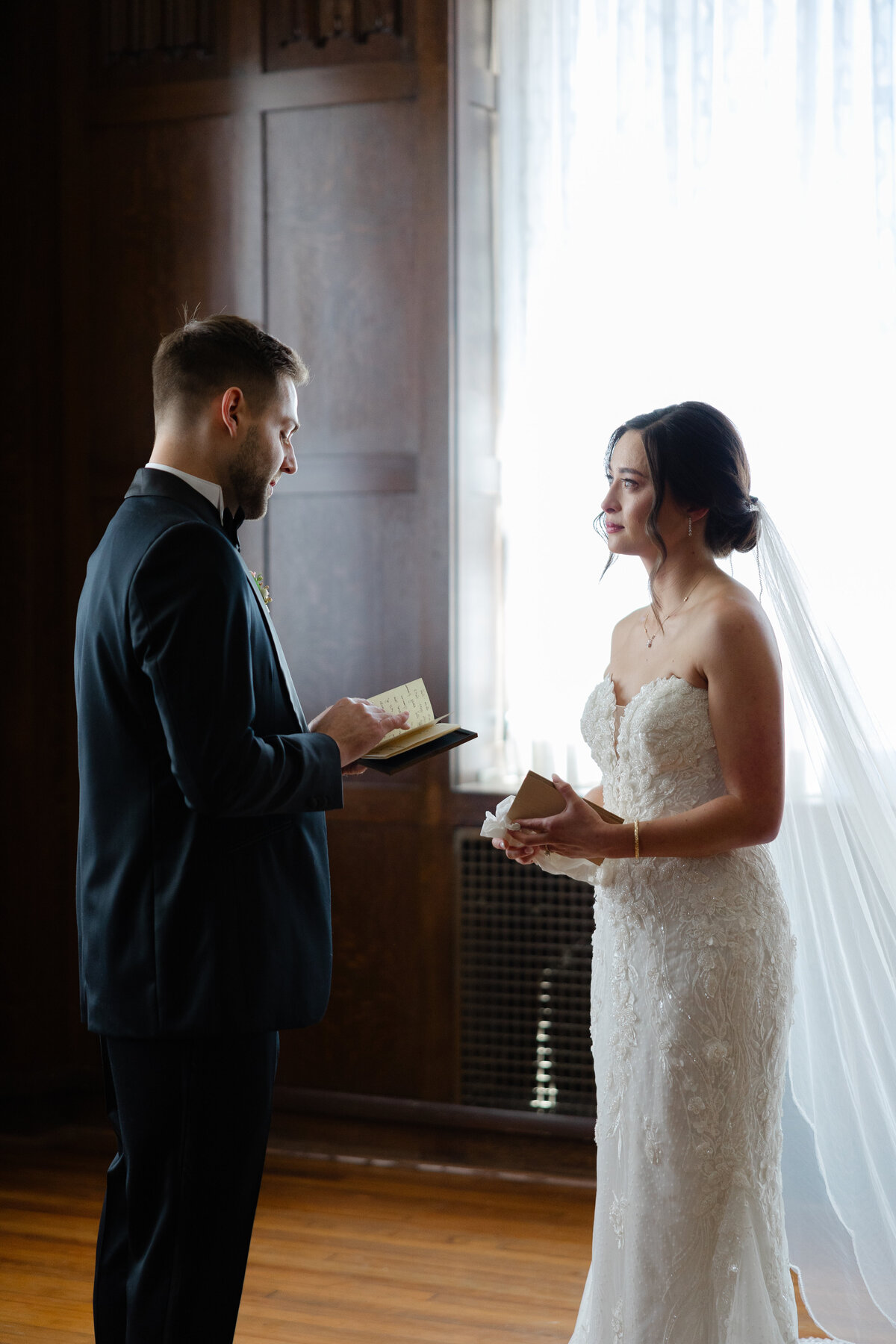 luxury hotel kansas city wedding -22