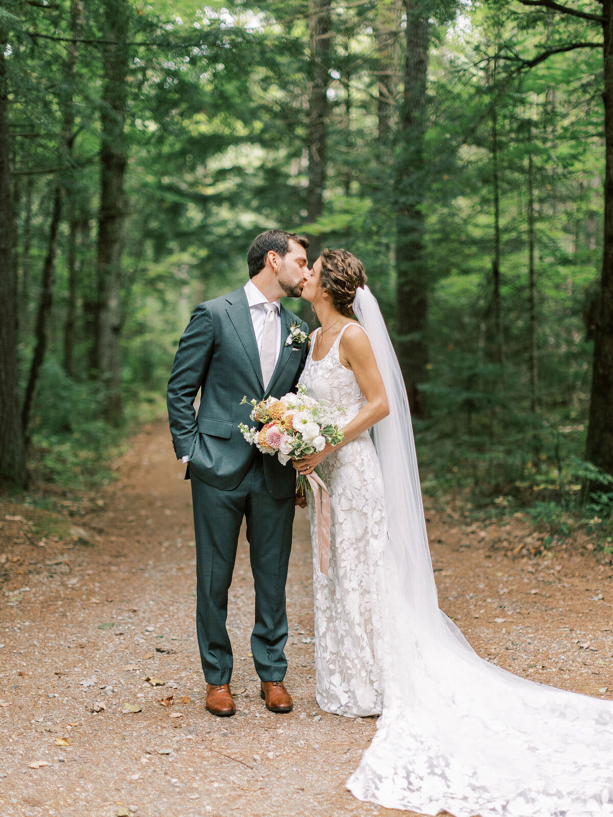 EmilyandZekeweddinghighlightEsraYPhotography-27