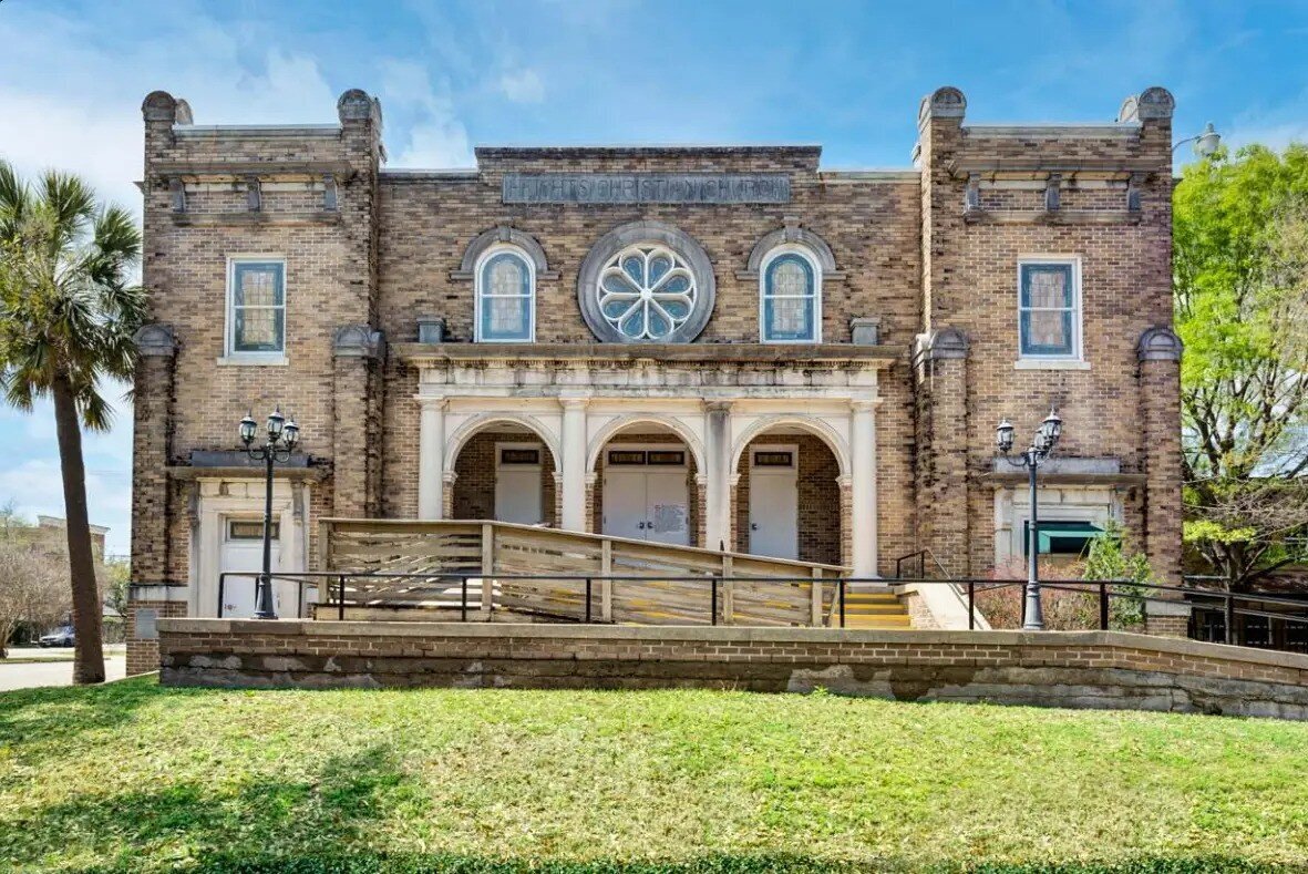 Lambert-Hall
