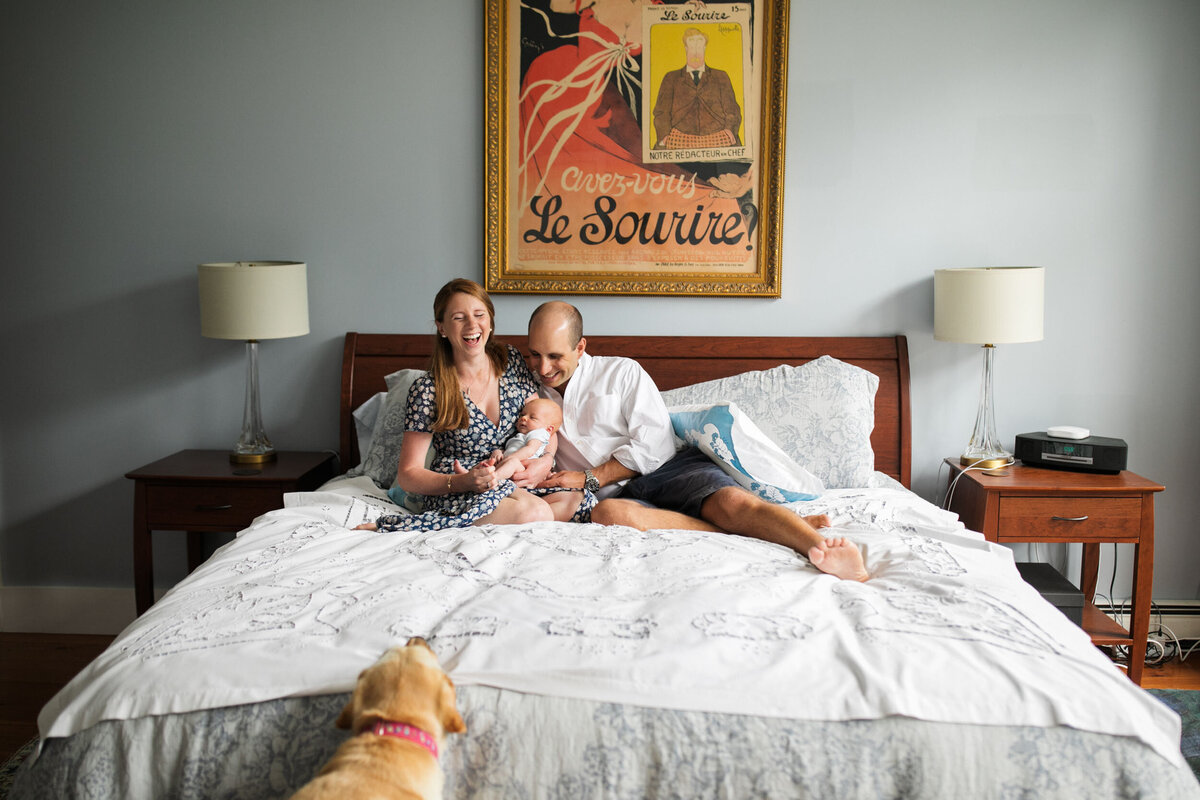 candid-natural-boston-newborn-family-photographer-zev-fisher-056