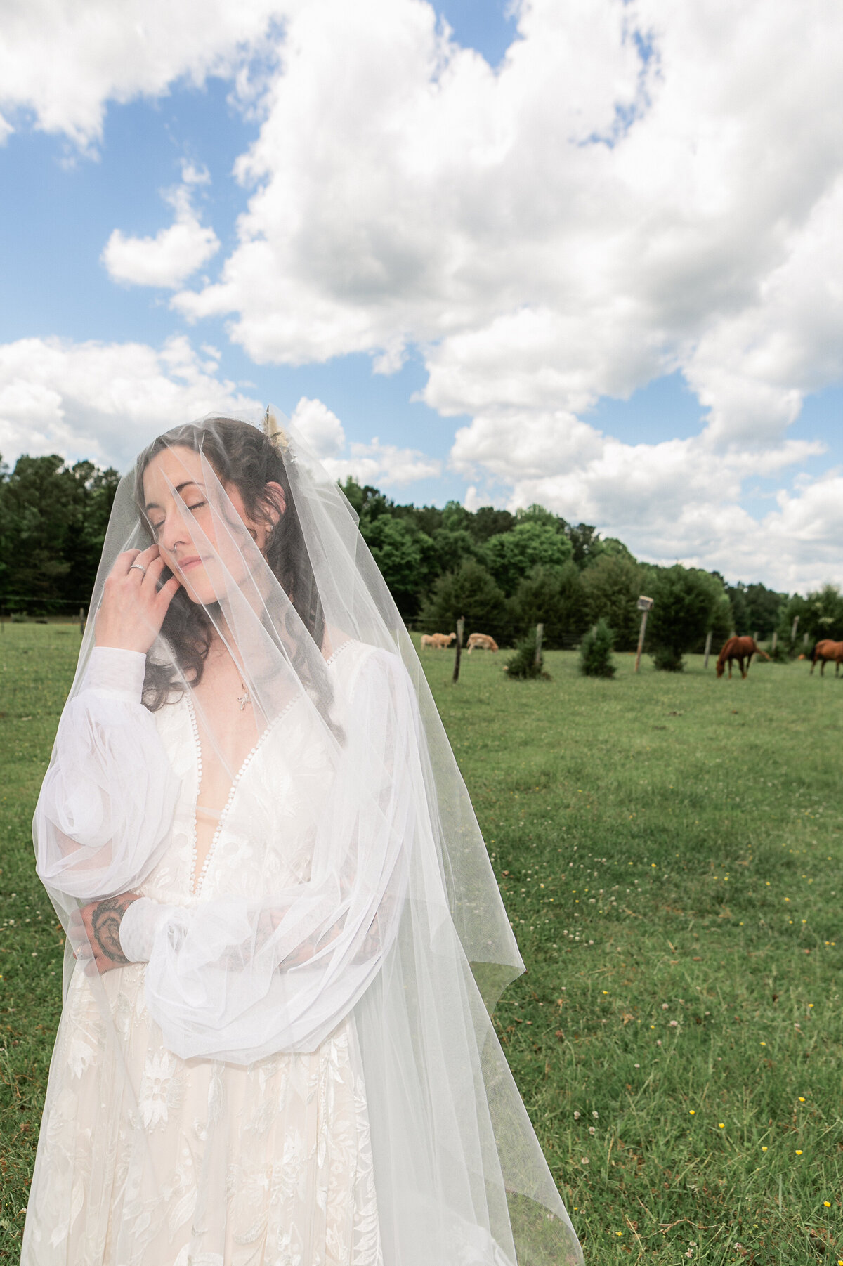 dove&fox_modern_editorial_wedding_photography_ashley&paul_1