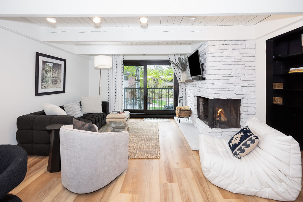 901 E Hyman Avenue #4 (1)