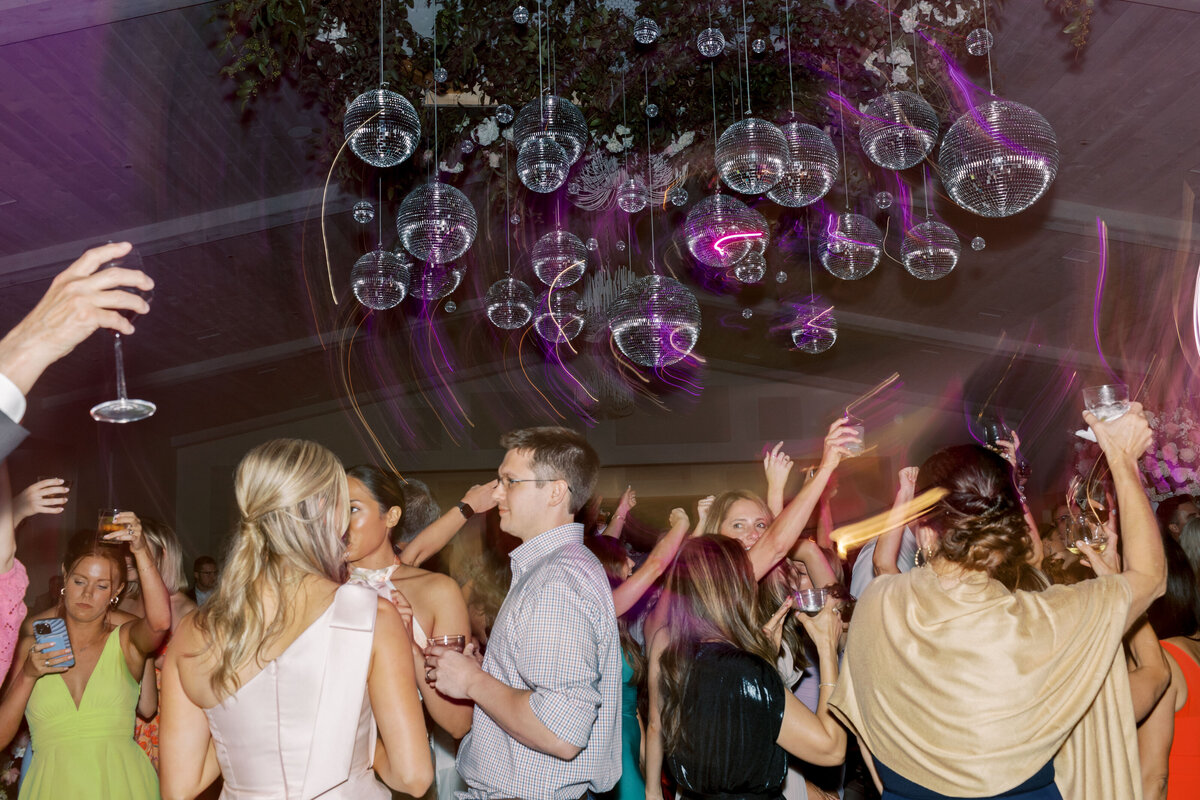 Hannah-and-Kyle-Wedding-Preview-Emily-Nicole-Photo-195