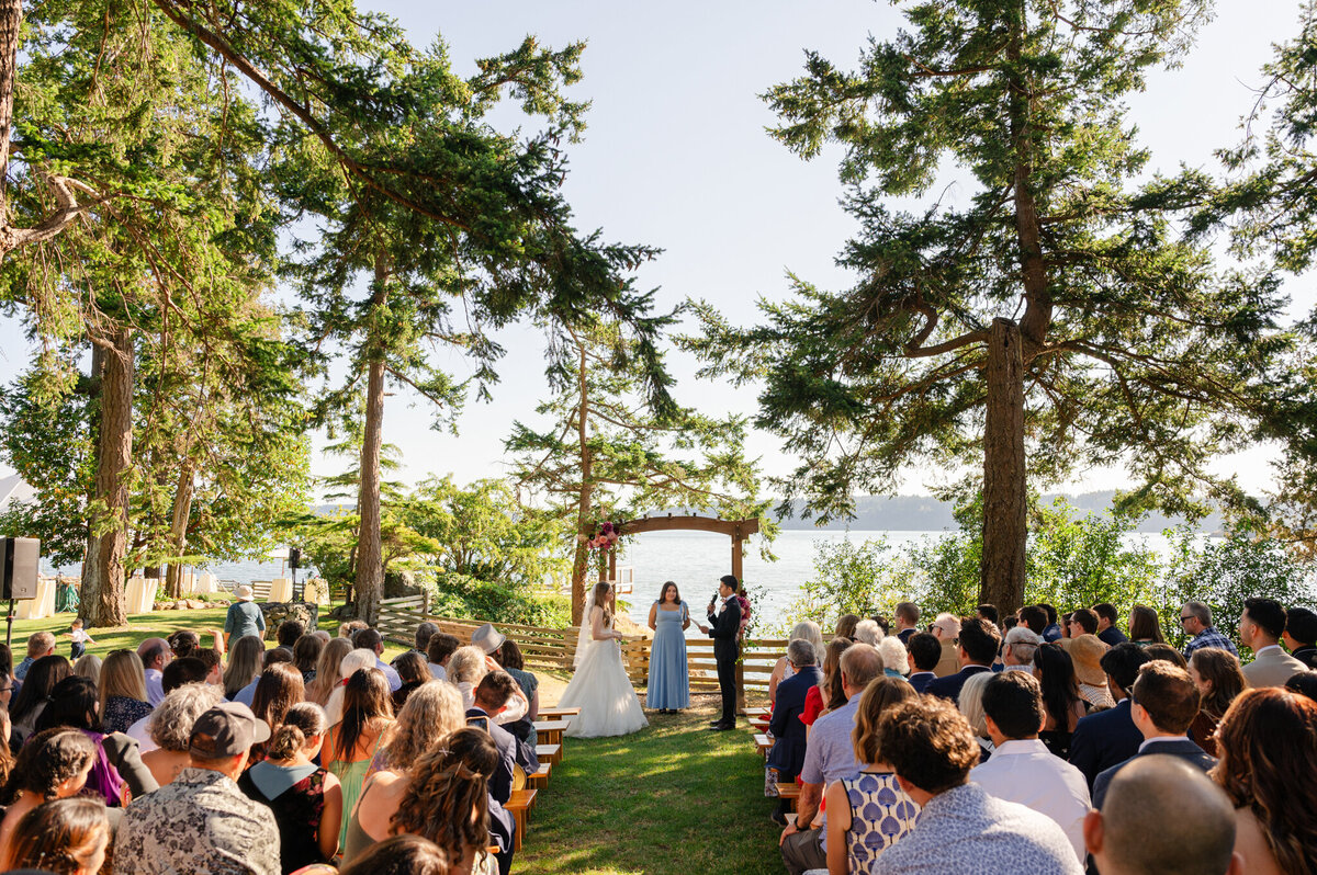 Hope-Island-Beach-Club-Wedding-LaConner_Caylie-Mash-Photography_360